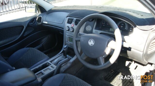 2005 HOLDEN COMMODORE VZ  SEDAN