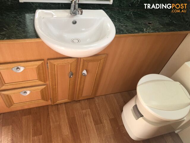Millard Caravan - photo 5 of 5