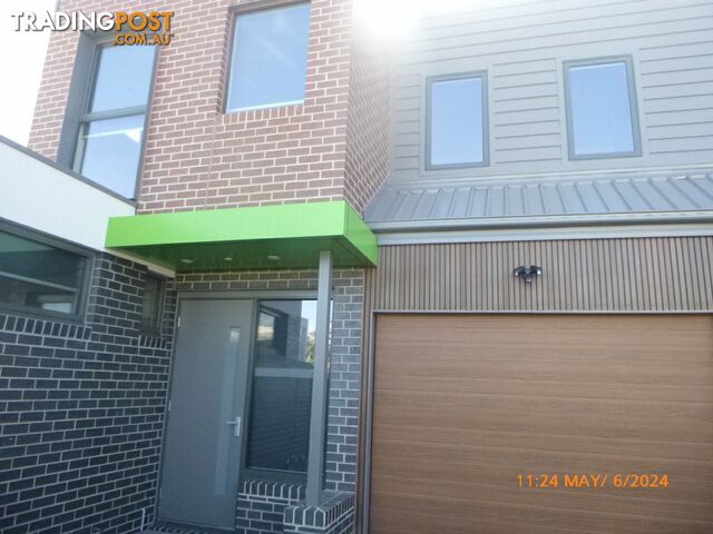 Unit 4/36 ROYAL AVENUE SPRINGVALE VIC 3171