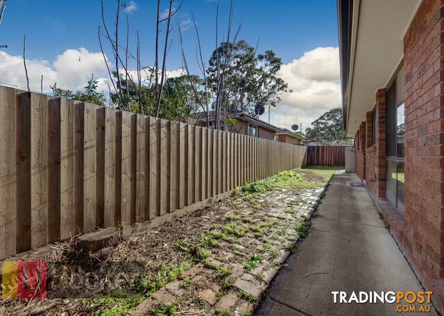 2/5 REARK AVENUE NOBLE PARK VIC 3174