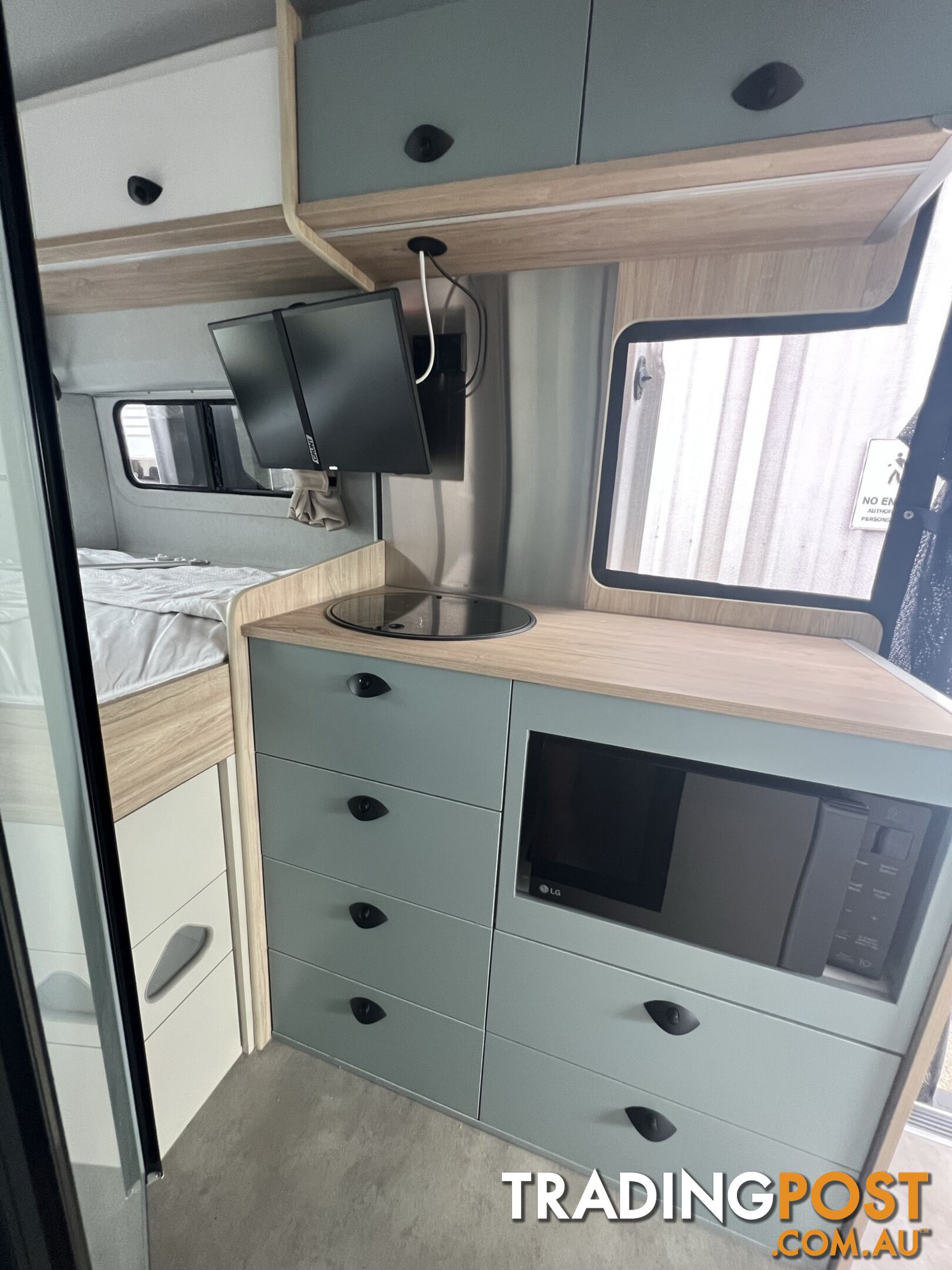 Seeker VW Crafter Base