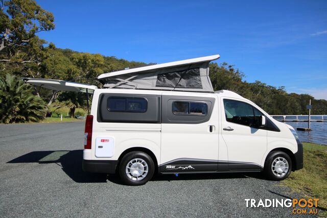 Hiker Toyota Hiace base