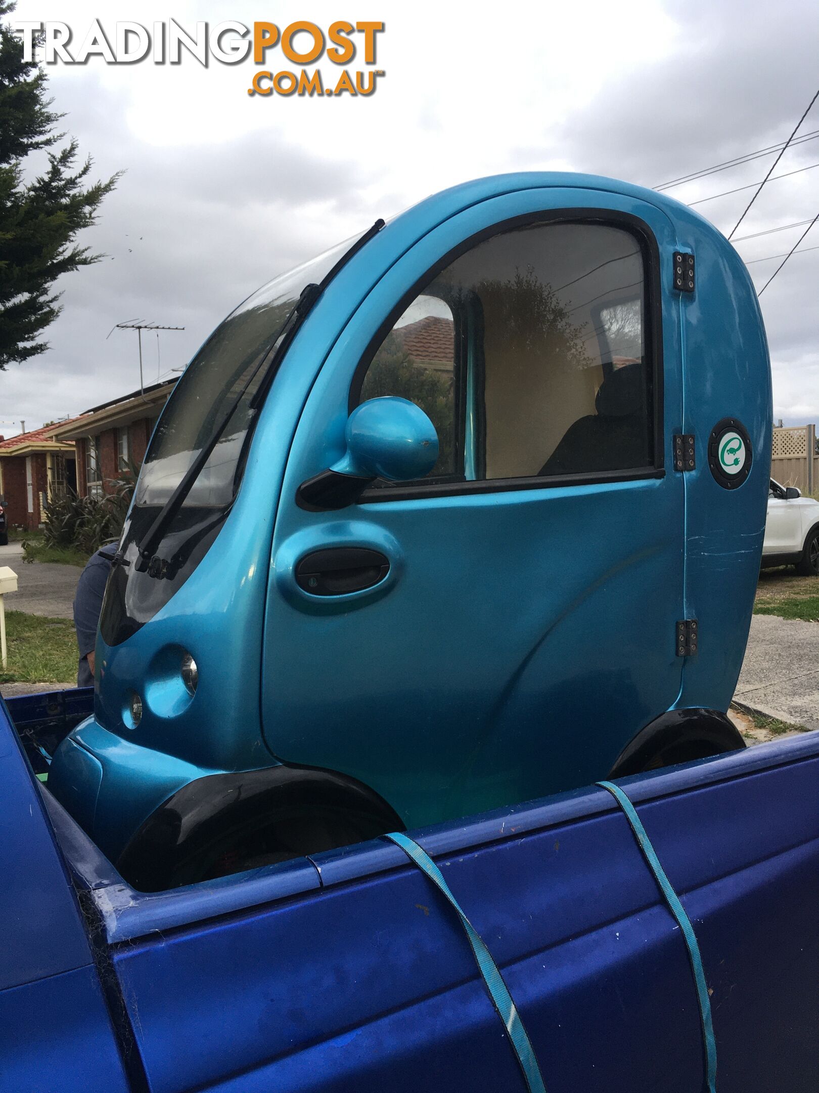 🚗🚗🚗 All weather fully enclosed electric mobility scooter 🚗🚗🚗