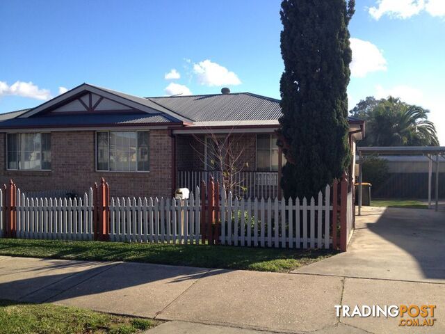 2/74 Darling Street COWRA NSW 2794