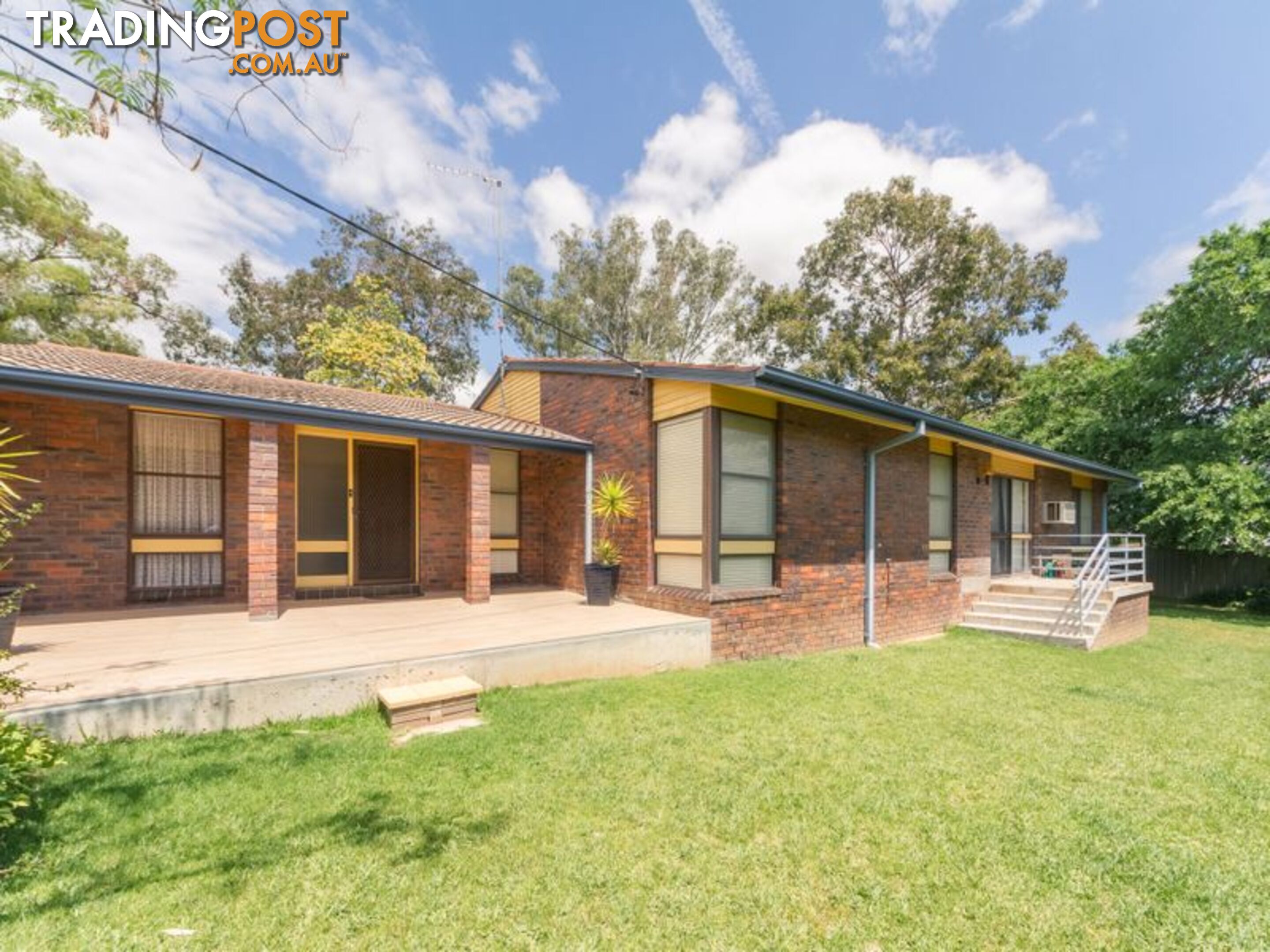 20 Newcombe Street COWRA NSW 2794