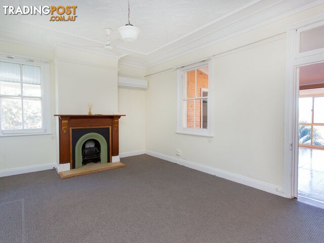 1 Carleton Street COWRA NSW 2794