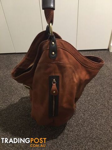 Jimmy Choo Inspired Brown Leather Bucket Handbag - photo 4 of 5