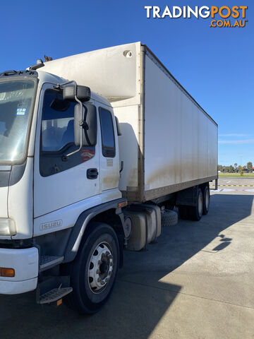 2007 Isuzu FVL 1400 Pantech Truck - photo 2 of 7