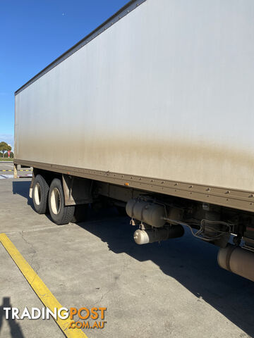 2007 Isuzu FVL 1400 Pantech Truck - photo 5 of 7