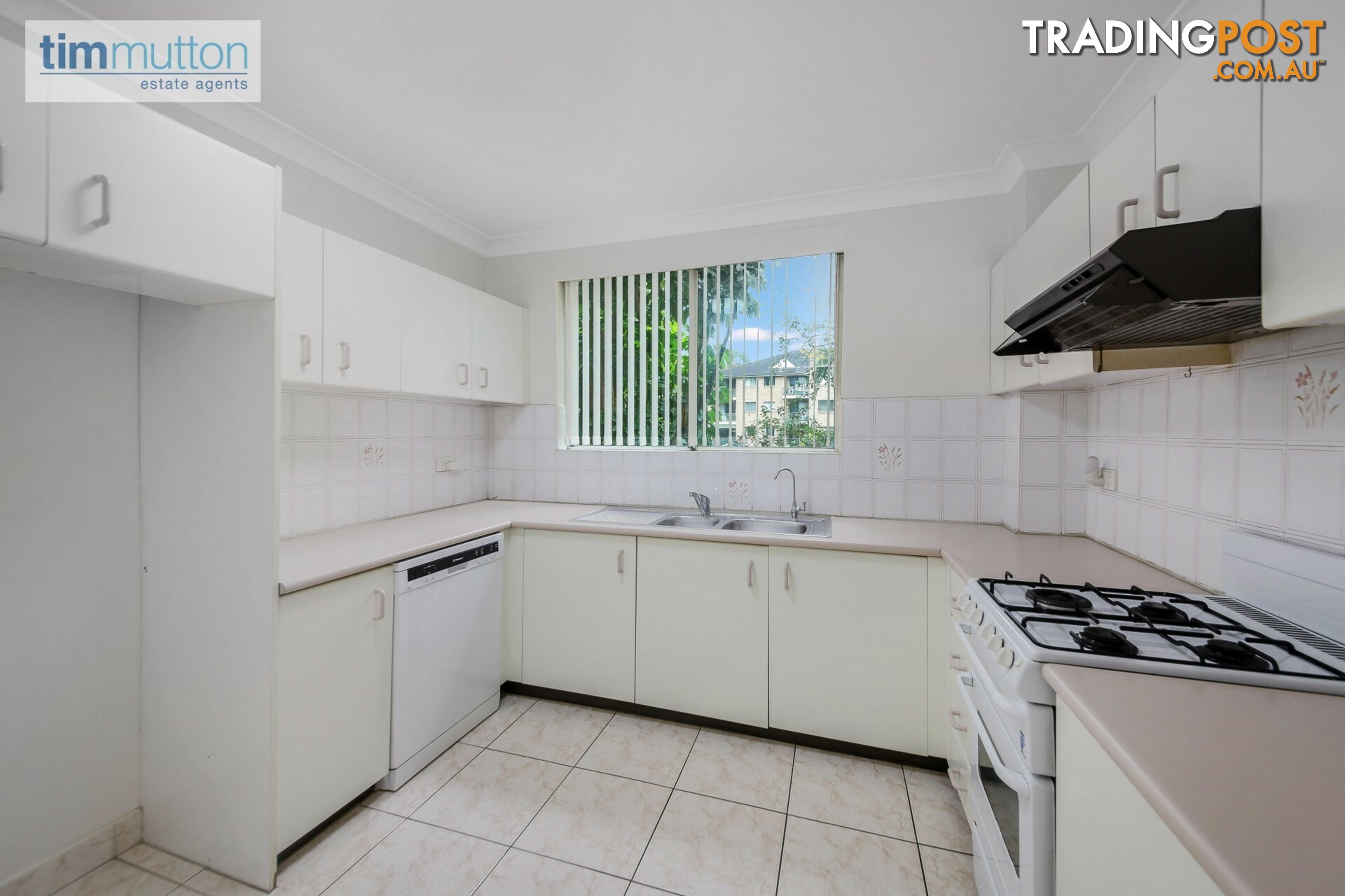 Unit 2 7 Mead Dr Chipping Norton NSW 2170