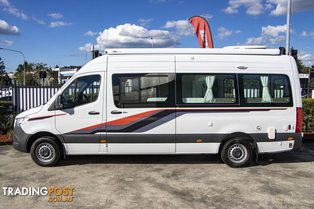 2024 Winnebago Bondi 4S Mercedes 4 Berth - photo 3 of 25