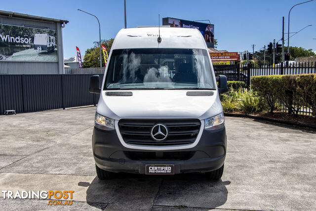 2021 Windsor Nomad M700 Mercedes 3 Berth - photo 4 of 31