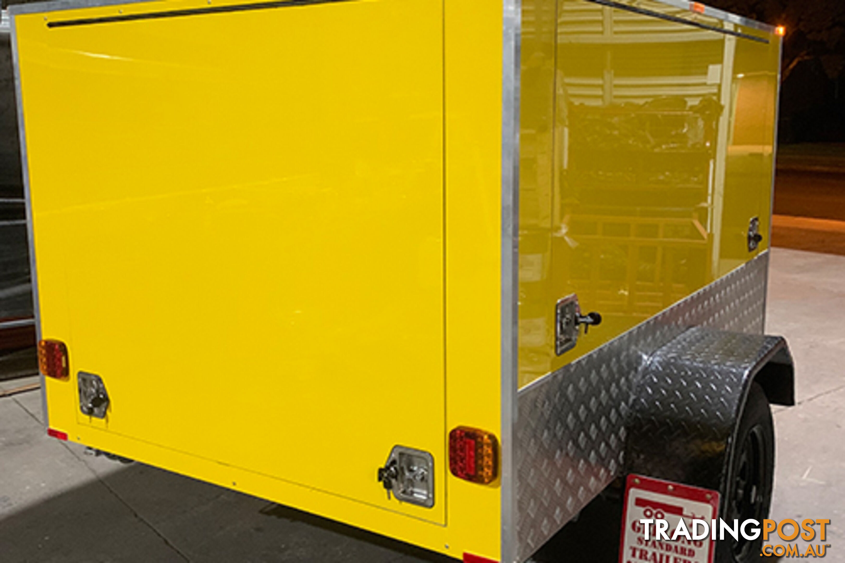 ENCLOSED TRAILER: GT-ET-13