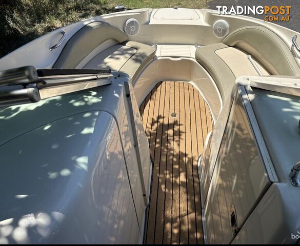 2005 Sea Ray 220 Sundeck - photo 5 of 7