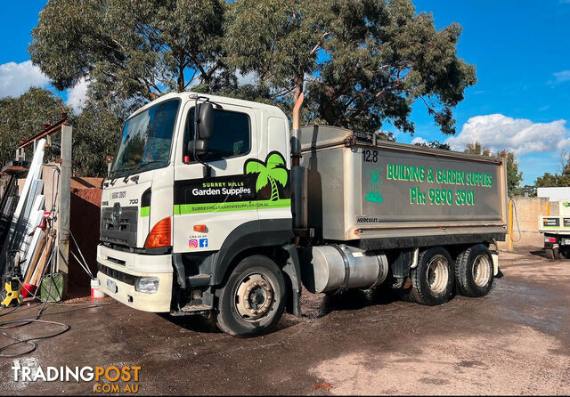 2007 Hino 700 Tipper Truck