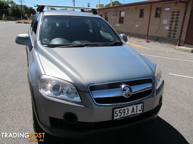 2010 HOLDEN CAPTIVA SX (FWD) CG MY10 4D WAGON - photo 4 of 18