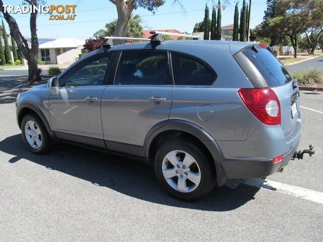 2010 HOLDEN CAPTIVA SX (FWD) CG MY10 4D WAGON - photo 3 of 18