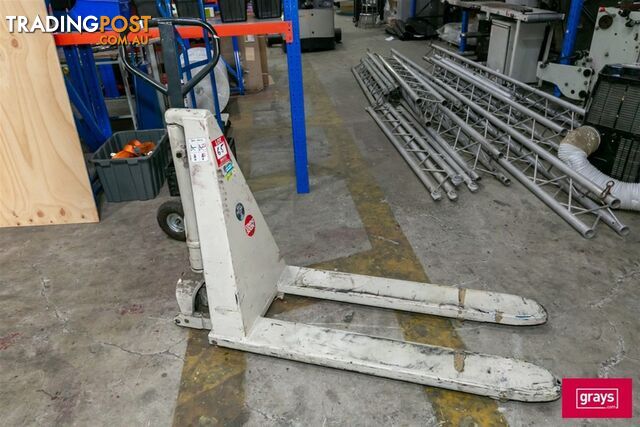 2010 Crown PTH50S-2045S High Lift Pallet Jack