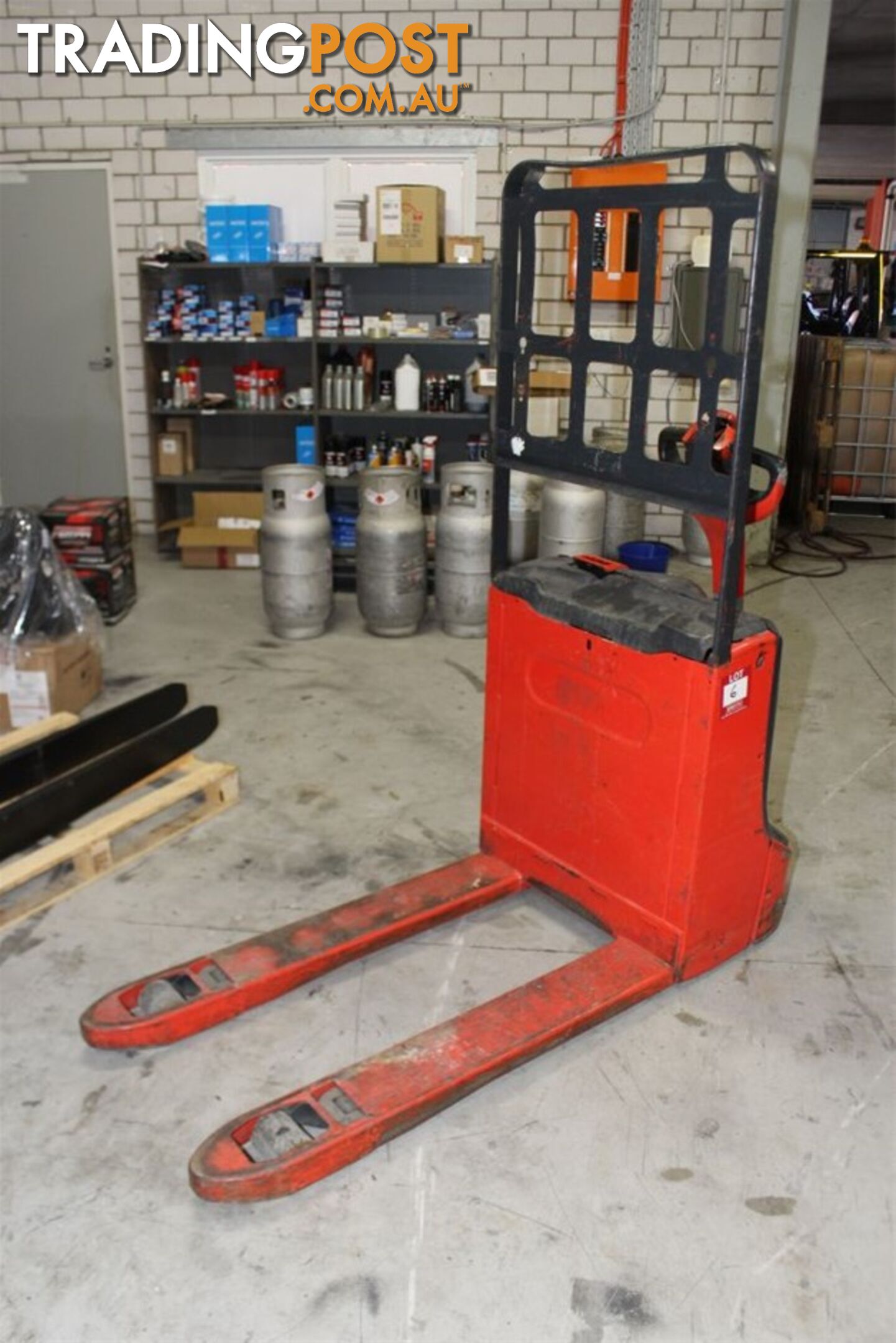 2020 Linde T16 Pedestrian Pallet Mover