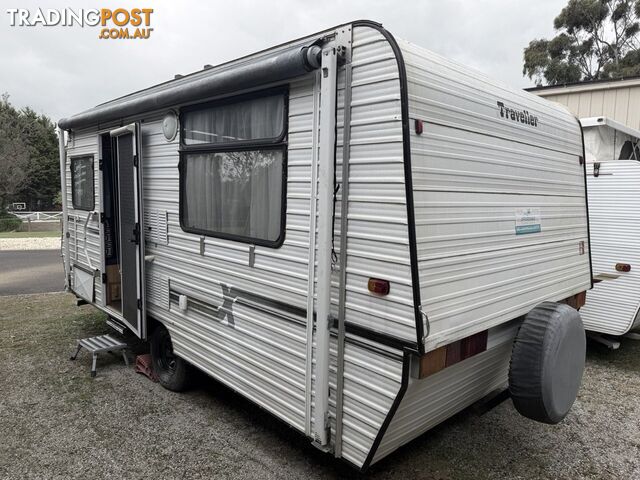 TRAVELLER CARAVAN - 1993 - ISL DOUBLE - AIR CONDITIONER - REFURBISHED - ROLLOUT AWNING - photo 4 of 13