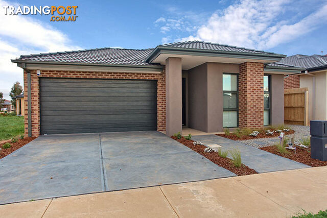 6 Hub Street Werribee VIC 3030