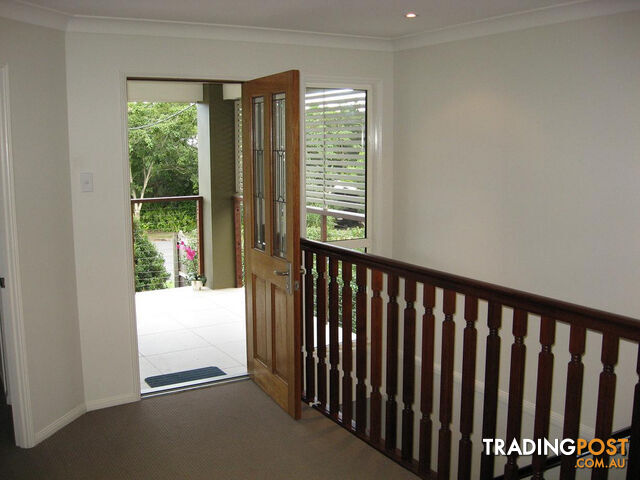 19 Usher Street Indooroopilly QLD 4068