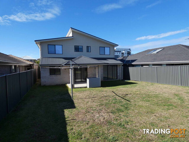 4 Pitt Street Jordan Springs NSW 2747