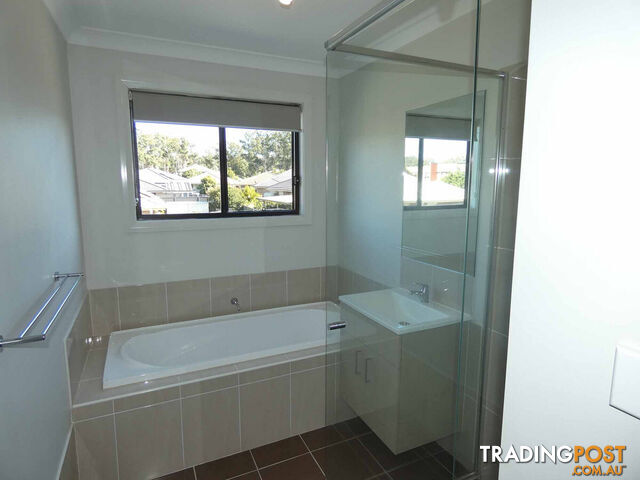 4 Pitt Street Jordan Springs NSW 2747