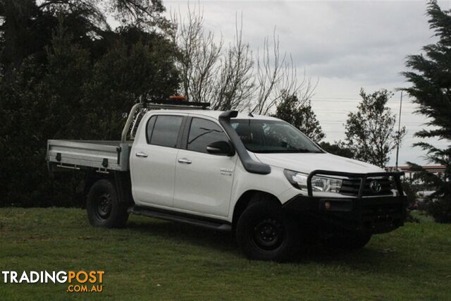 2017 TOYOTA HILUX SR DUAL CAB GUN126R CAB CHASSIS