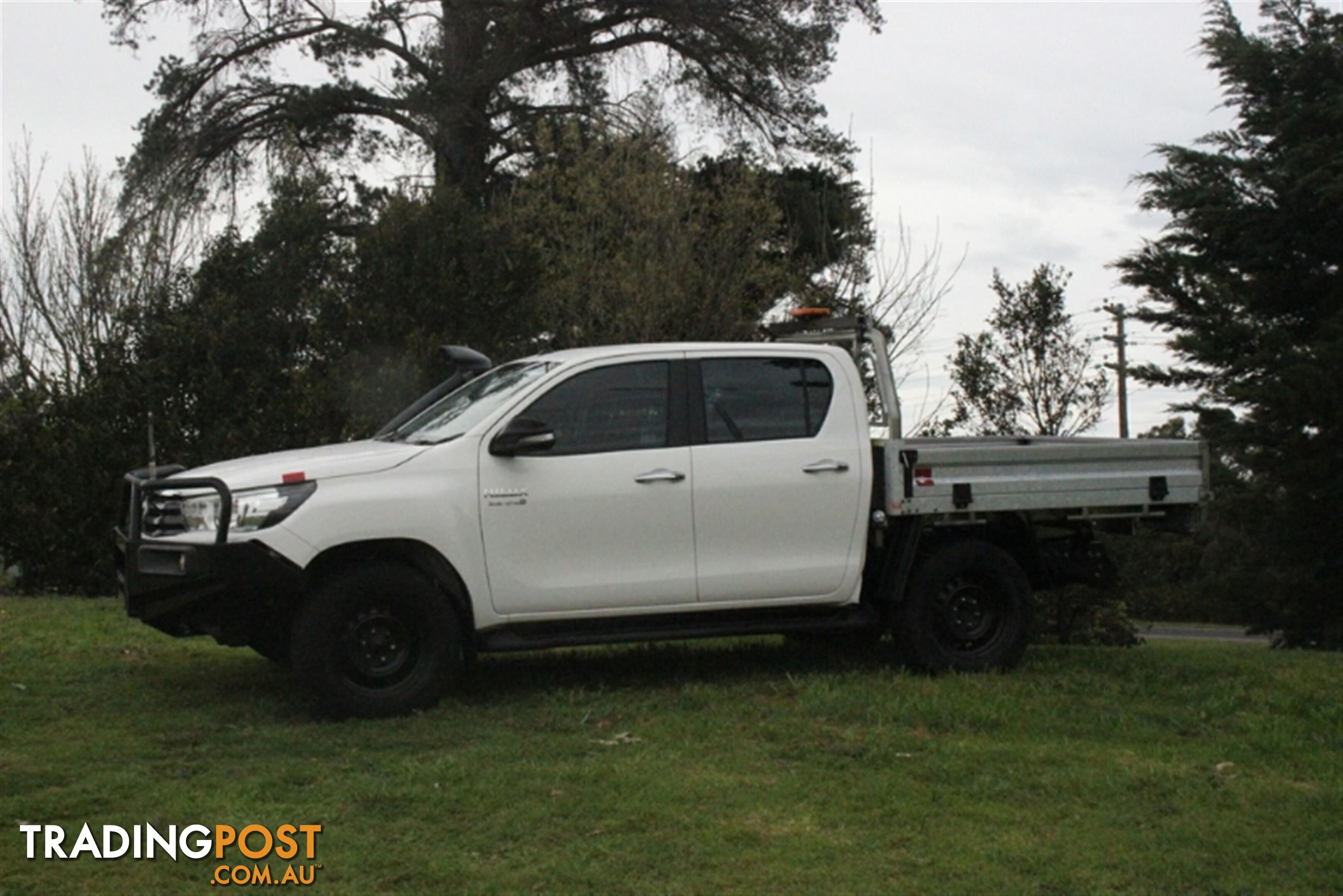 2017 TOYOTA HILUX SR DUAL CAB GUN126R CAB CHASSIS