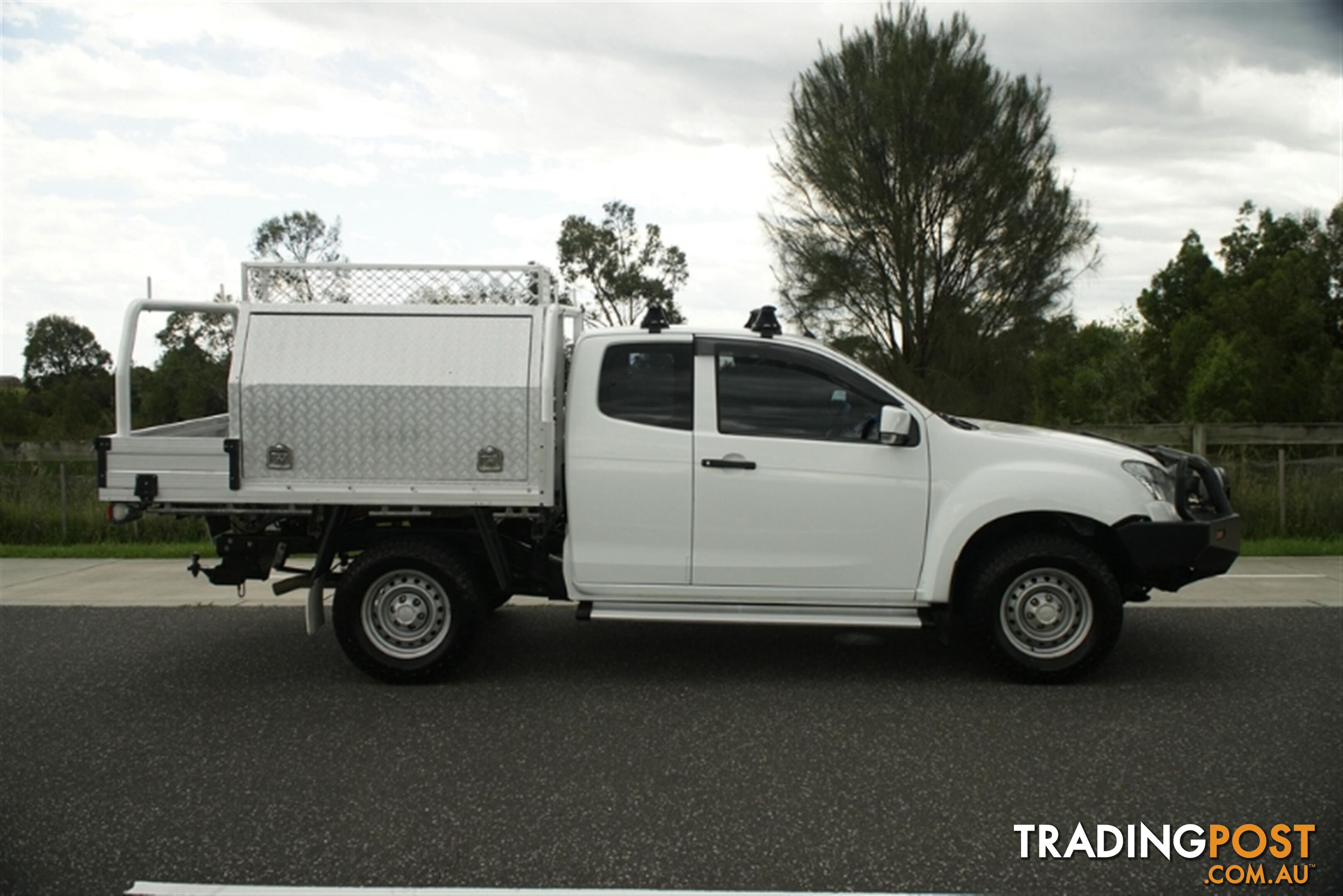 2016 ISUZU D-MAX SX EXTENDED CAB MY15.5 CAB CHASSIS