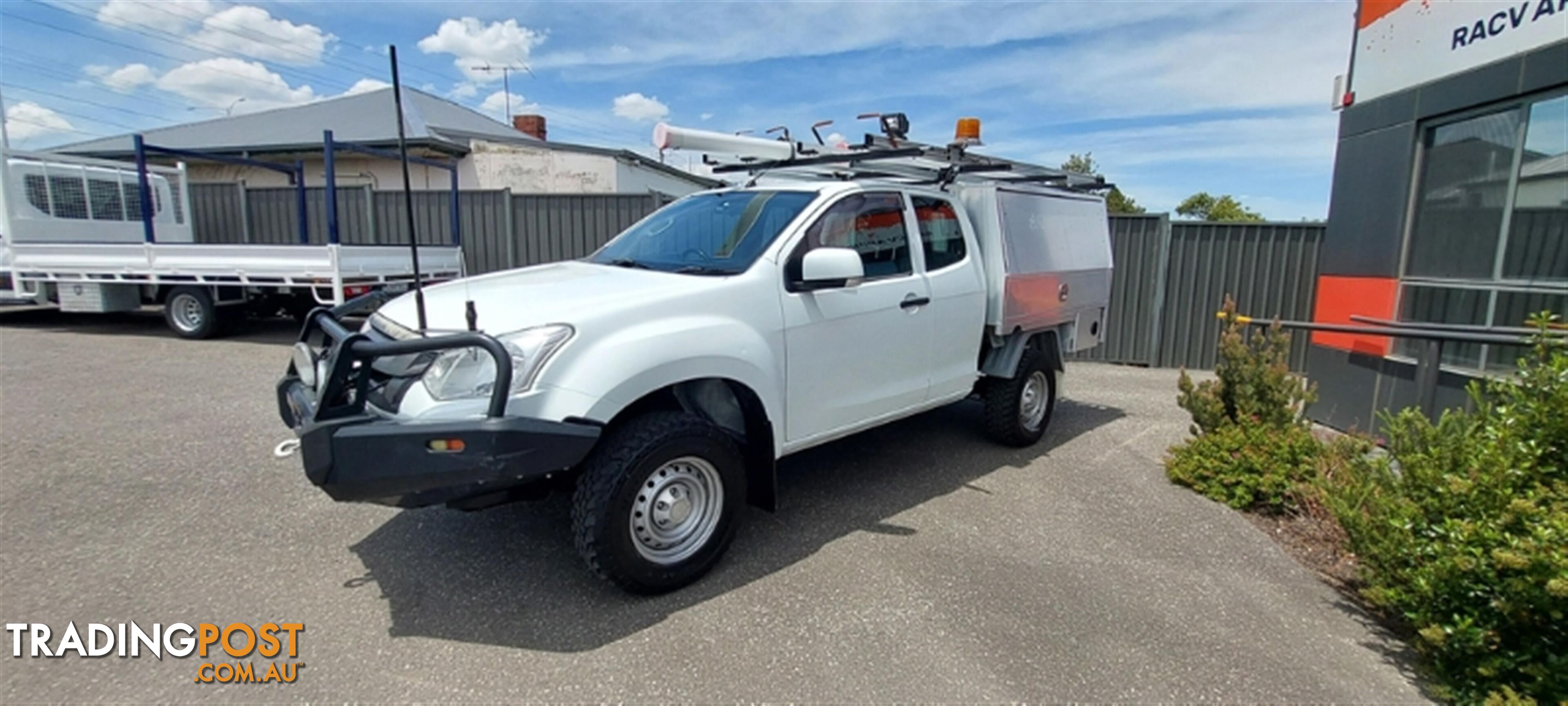 2017 ISUZU D-MAX SX EXTENDED CAB MY18 CAB CHASSIS