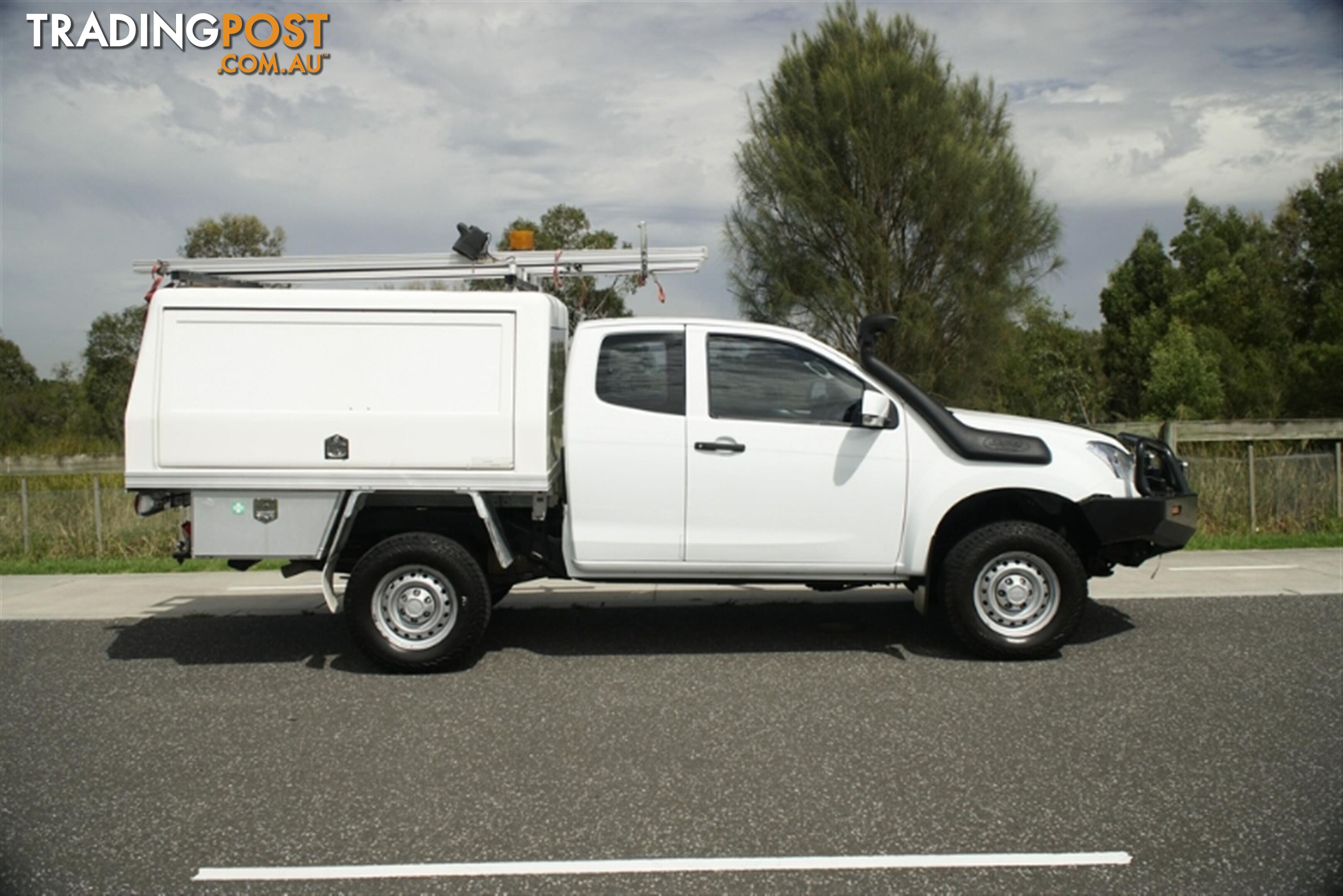 2016 ISUZU D-MAX SX EXTENDED CAB MY17 CAB CHASSIS