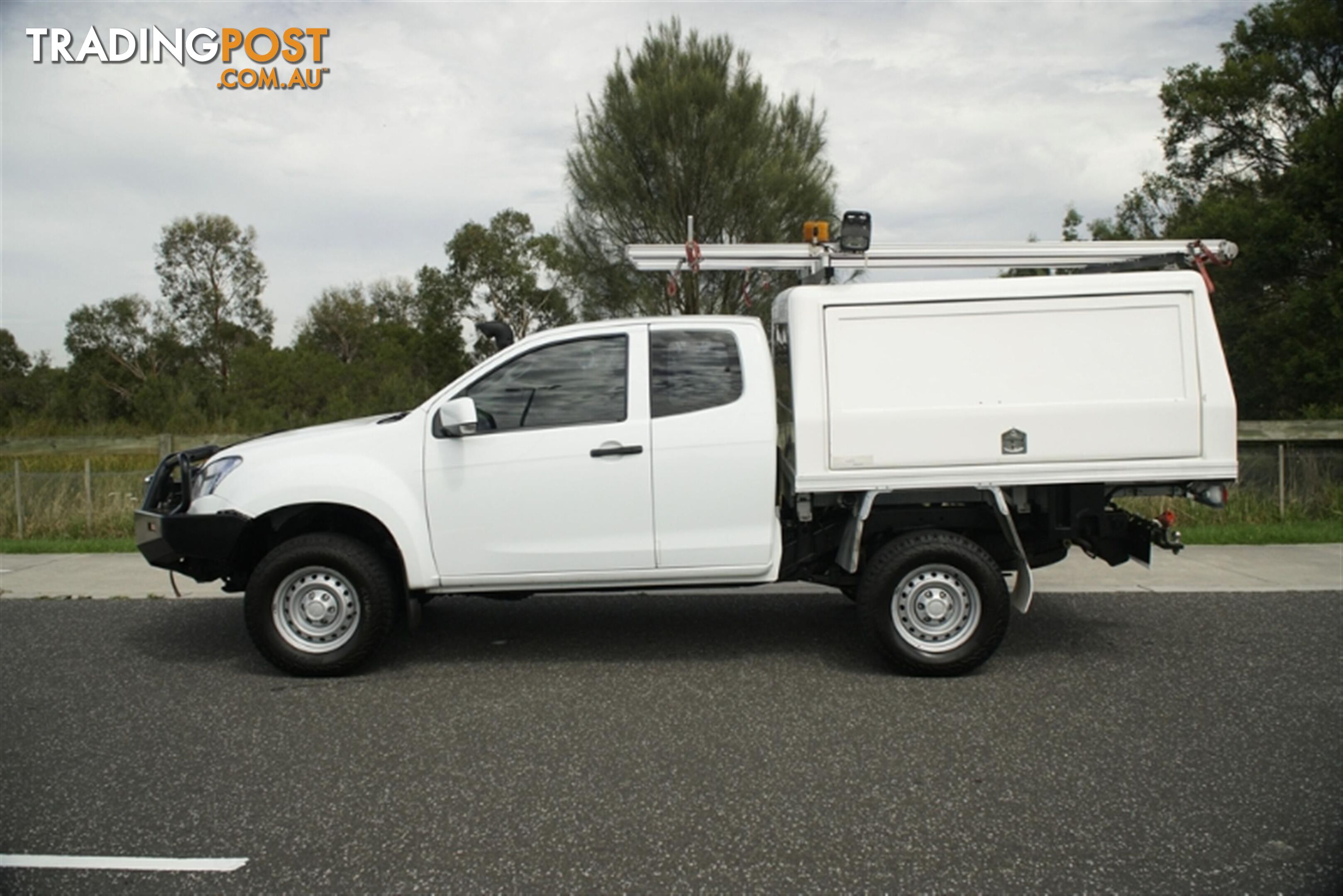 2016 ISUZU D-MAX SX EXTENDED CAB MY17 CAB CHASSIS