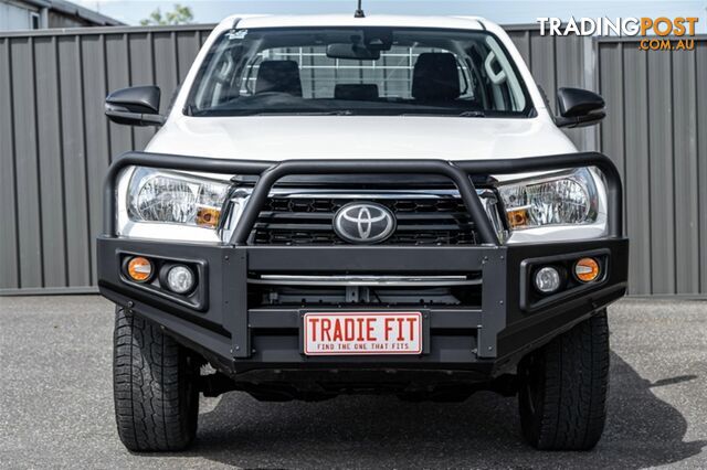 2019 Toyota Hilux SR N80 - photo 2 of 32