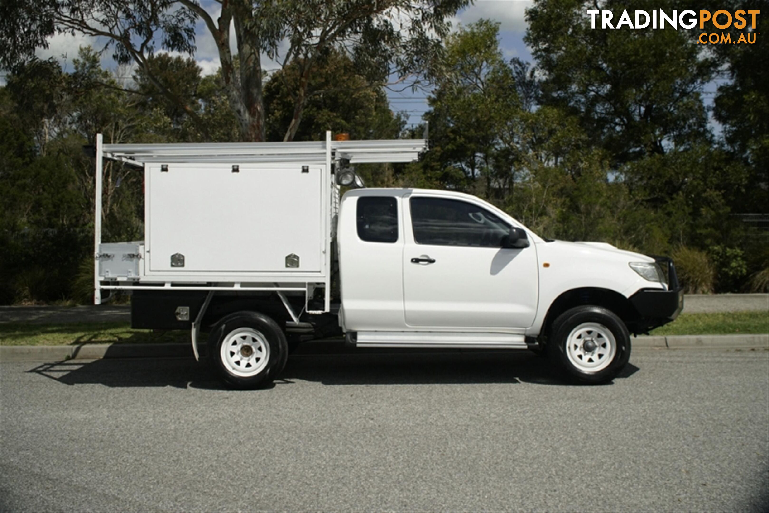 2011 TOYOTA HILUX SR EXTENDED CAB KUN26R MY10 CAB CHASSIS