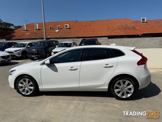 2018 VOLVO V40 D4-INSCRIPTION MY18 HATCHBACK