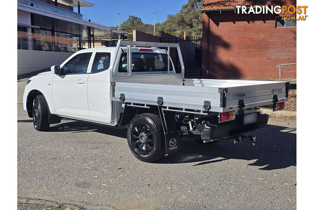 2025 Mazda BT-50 XT TF 4X4 - photo 5 of 27