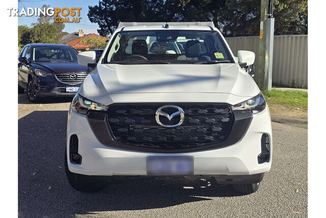 2025 Mazda BT-50 XT TF 4X4 - photo 2 of 27