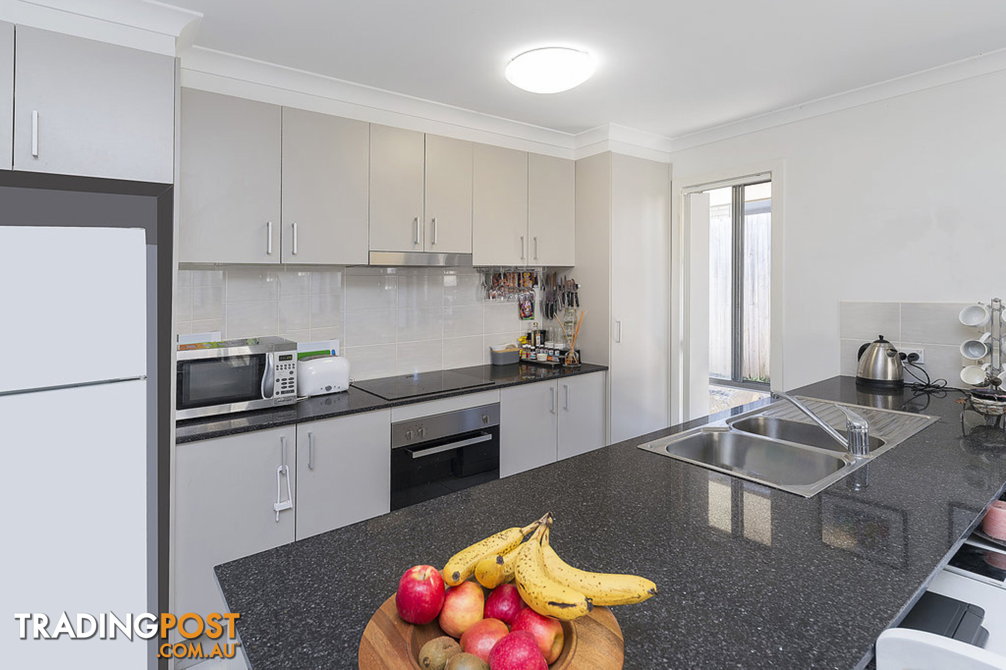 13 Venetian Way COOMERA QLD 4209