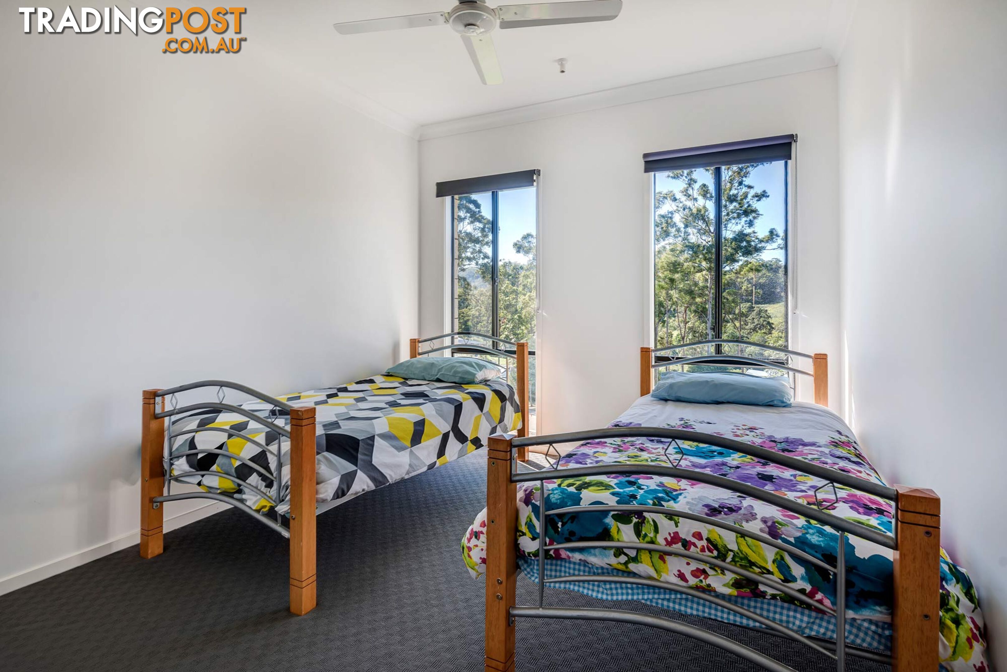 15 Woodland Avenue MOUNT NATHAN QLD 4211