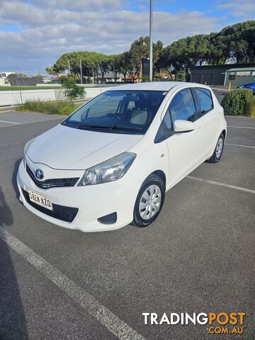 2013 Toyota Yaris Hatchback Manual