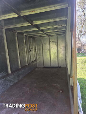 Enclosed Tandem Trailer - photo 4 of 6