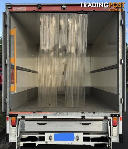 2018 MITSUBISHI FUSO CANTER 515 Refrigerated