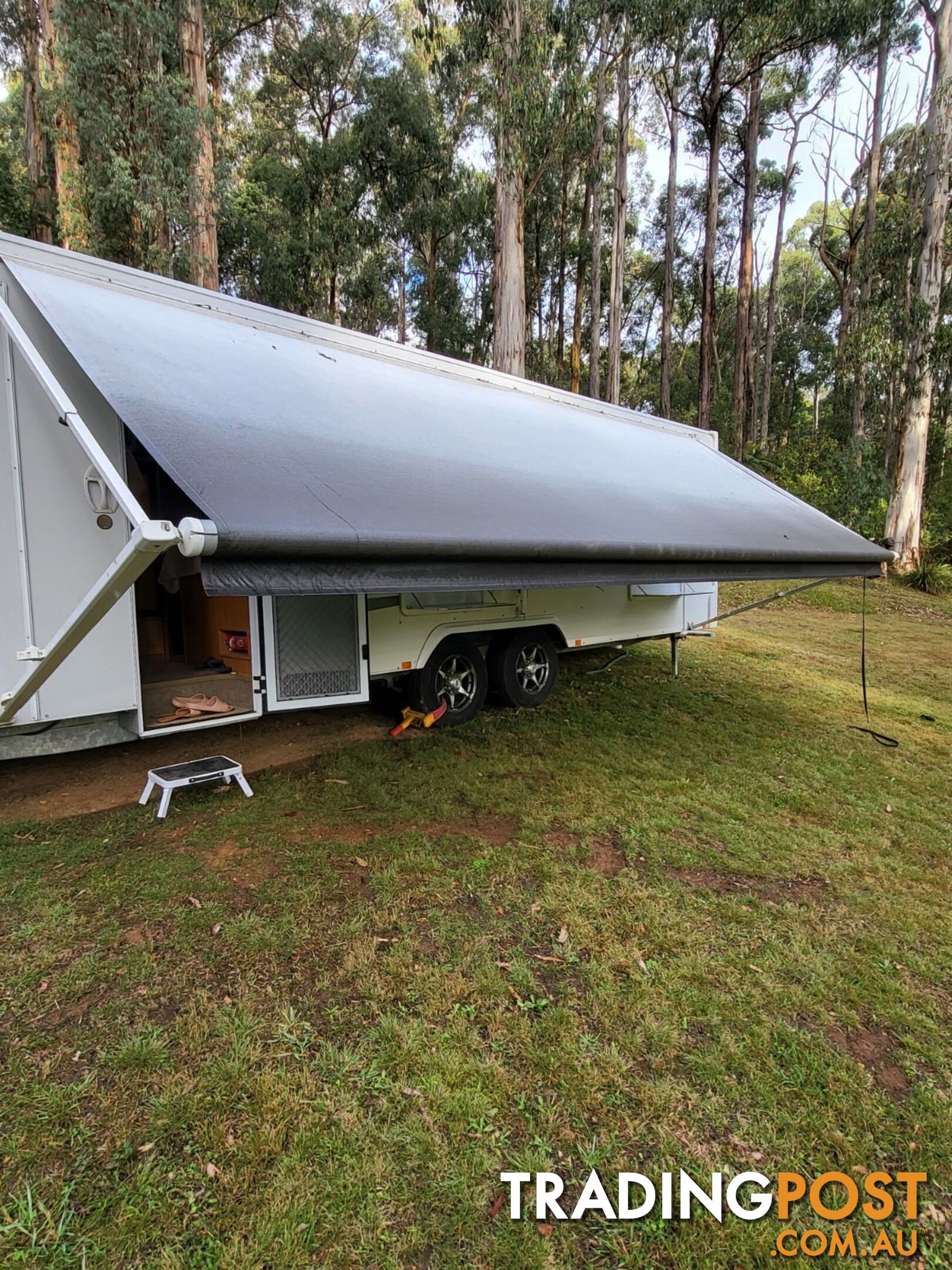 JAYCO STERLING 25FT WITH 2 SLIDE OUTS