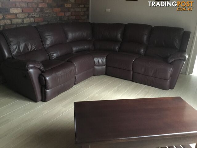 Leather Modular Lounge & Coffee Table