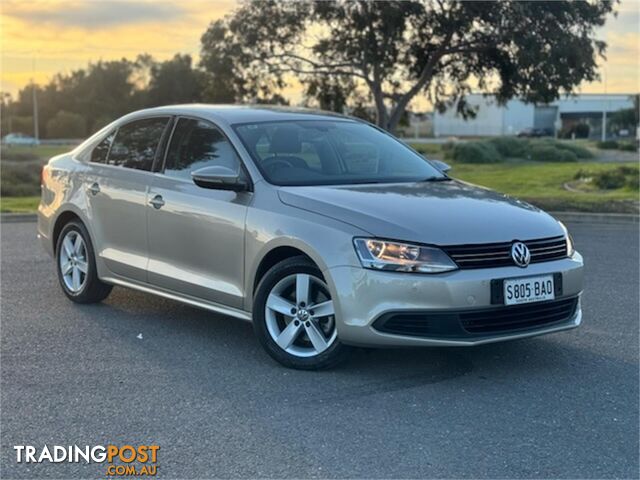 2013 VOLKSWAGEN JETTA 103TDICOMFORTLINE 1BMY13,5 SEDAN