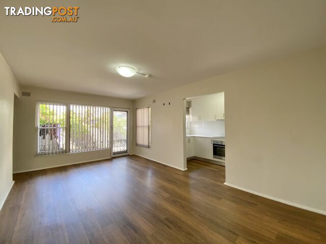 2/2A Chester Street PETERSHAM NSW 2049