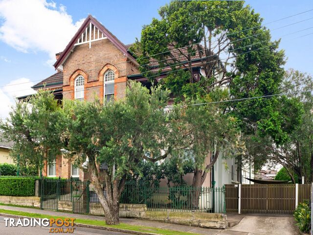 1 Gladstone Street BURWOOD NSW 2134