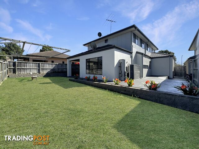 19 Biddle Street MOOREBANK NSW 2170